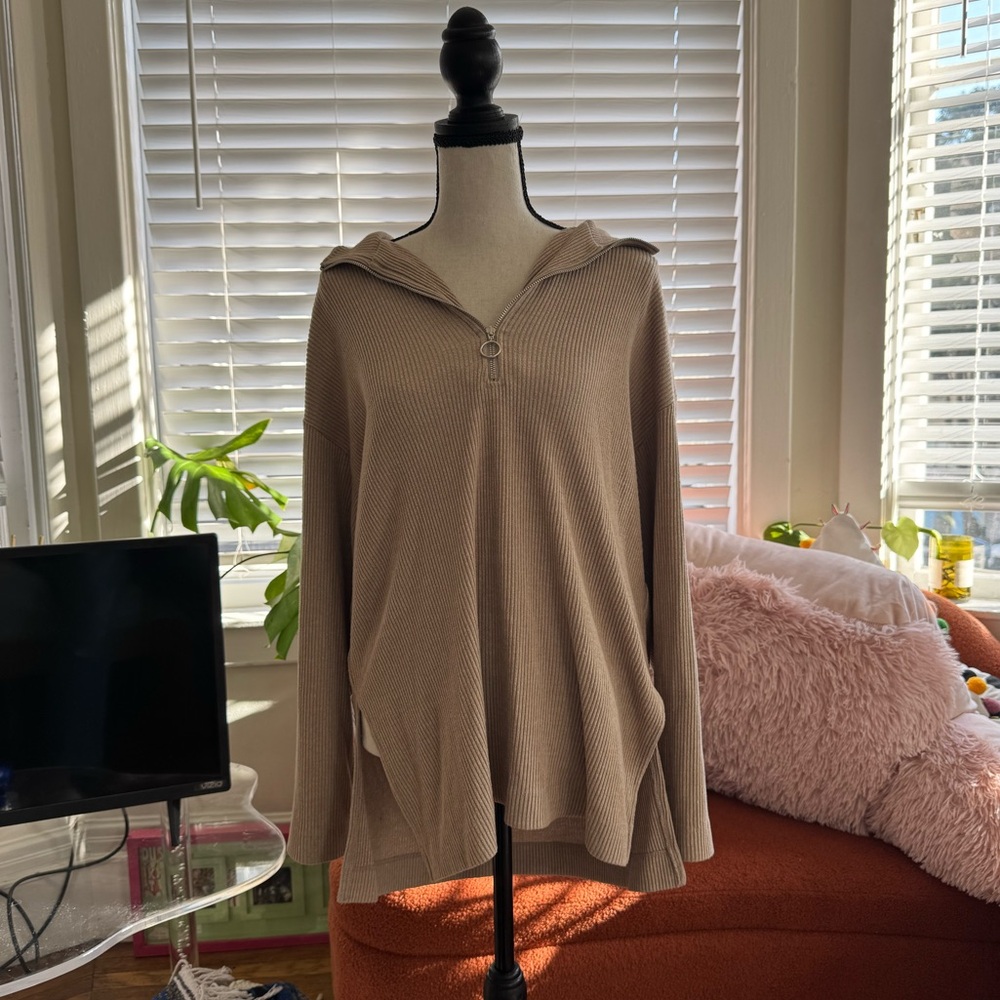 Long Sleeve Pull Over